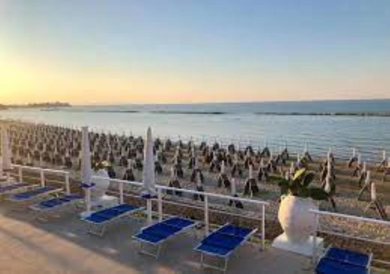 Casa Vacanza -Trani Centro Exteriér fotografie